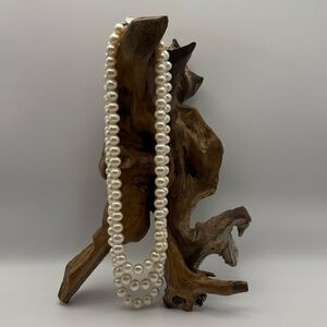 Elegant White Freshwater Pearl 3 strands Necklace